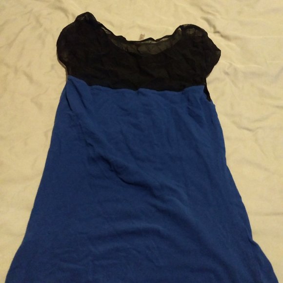 Blue and Black Top - Picture 2 of 3